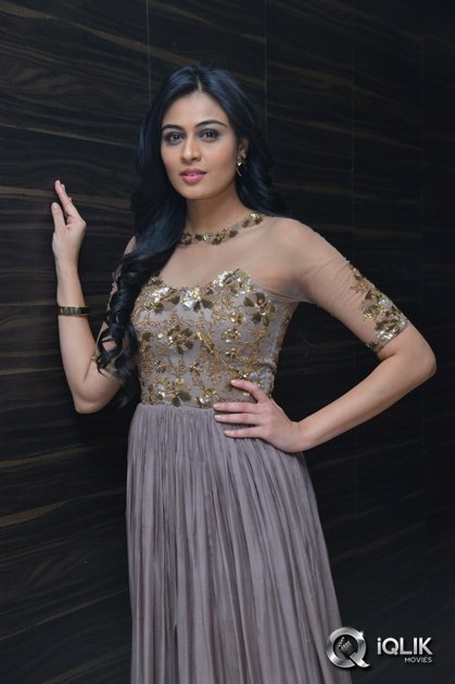 Neha-Hinge-at-Srivalli-Movie-Audio-Launch